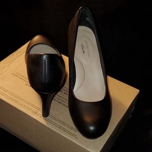 Clarks Collection Adriel Viola Pumps